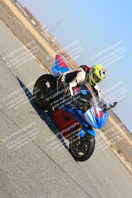 media/Mar-07-2022-Fun Track Dayz (Mon) [[9cc4a7dca7]]/Novice Group/145pm (Grapevine)/